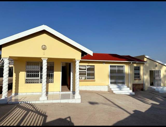 2 BEDROOM PROPERTY TO RENT IN NORTHCREST